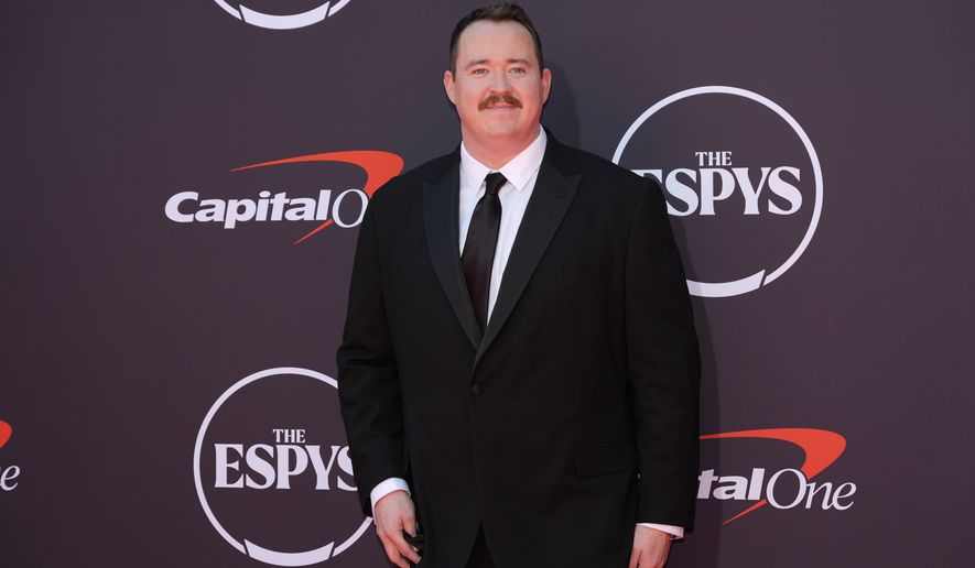 Shane Gillis arrives at the ESPY Awards at the Dolby Theatre in Los Angeles, Wednesday, July 16, 2025. (AP Photo/Chris Pizzello)