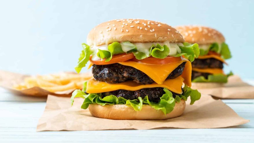 Restaurant chains dwindle across America, but copycat recipes promise classic dishes and menu favorites won't disappear. Photo credit: Depositphotos.