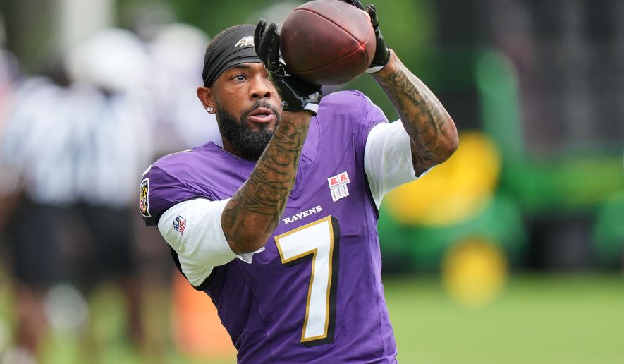FILE - Baltimore Ravens wide receiver Rashod Bateman (7) works out during the team's NFL football training camp, Monday, Aug. 17, 2026, at the Under Armour Performance Center in Owings Mills, Md. (AP Photo/Stephanie Scarbrough,File)