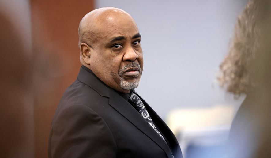 Duane Davis stands during a break in closing arguments during his murder trial, related to the 1996 killing of rapper Tupac Shakur, in Clark County District Court at the Regional Justice Center in Las Vegas, Monday, Aug. 31, 2026. (Steve Marcus/Pool Photo via AP)