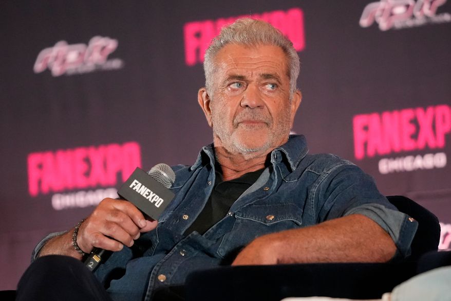 Mel Gibson is seen during Fan Expo Chicago on Saturday, Aug. 15, 2026, at the Donald E. Stephens Convention Center in Chicago. (Photo by Rob Grabowski/Invision/AP)