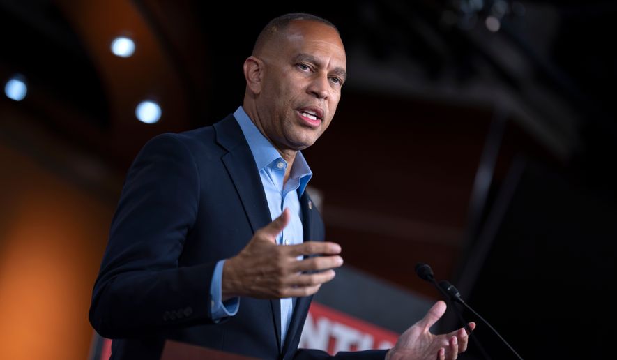 House Minority Leader Hakeem Jeffries, D-N.Y., discusses the war with Iran and the cost of living as he speaks to reporters at the Capitol in Washington, Monday, Aug. 31, 2026. (AP Photo/J. Scott Applewhite)