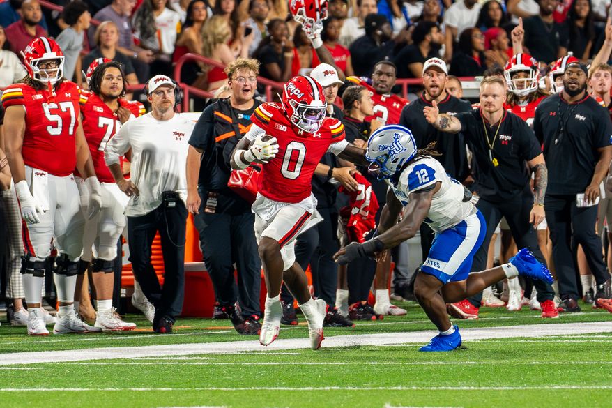 Maryland running back DeJuan Williams (0) runs down the sideline in the Terrapins' 62-0 win over Hampton, Saturday, Sept. 5, 2026, at SECU Stadium in College Park, Md. (All-Pro Reels)