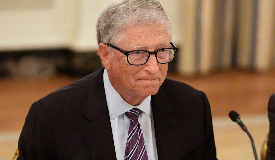 Microsoft's Bill Gates attends a dinner with President Donald Trump in the State Dining Room of the White House, Sept. 4, 2025, in Washington. (AP Photo/Alex Brandon, File)