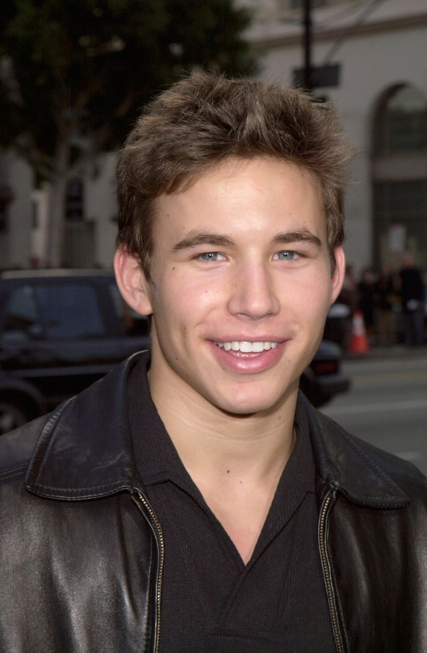 "Home Improvement" star JOHNATHAN TAYLOR THOMAS at the Los Angeles premiere of "Galaxy Quest." 19DEC99: File photo credit: Paul Smith / Featureflash via Shutterstock.