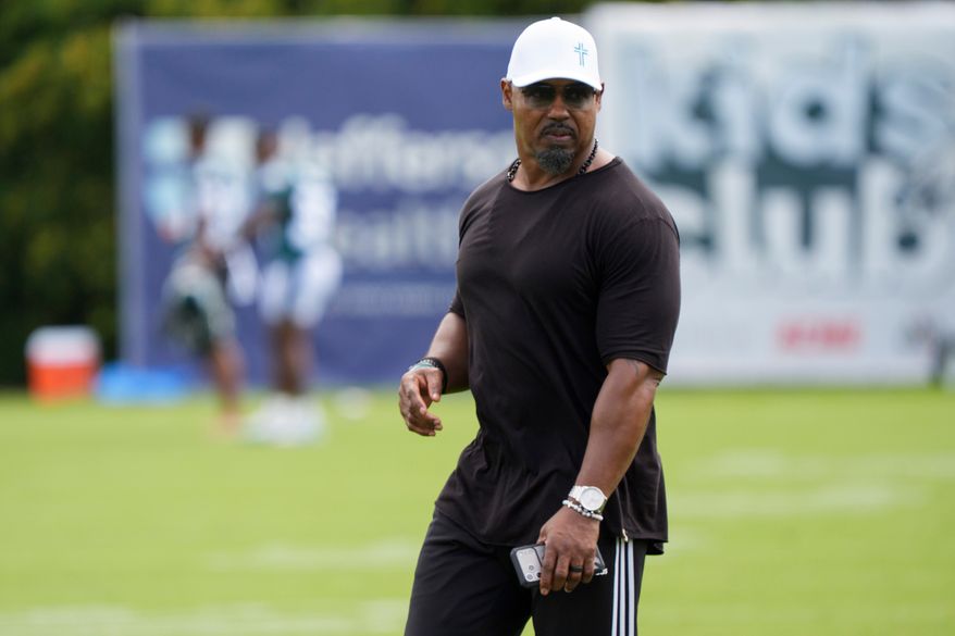 Former Philadelphia Eagles' Brian Dawkins looks on during practice at NFL football training camp at the team's training facility in Philadelphia, July 30, 2026. (AP Photo/Chris Szagola, File)