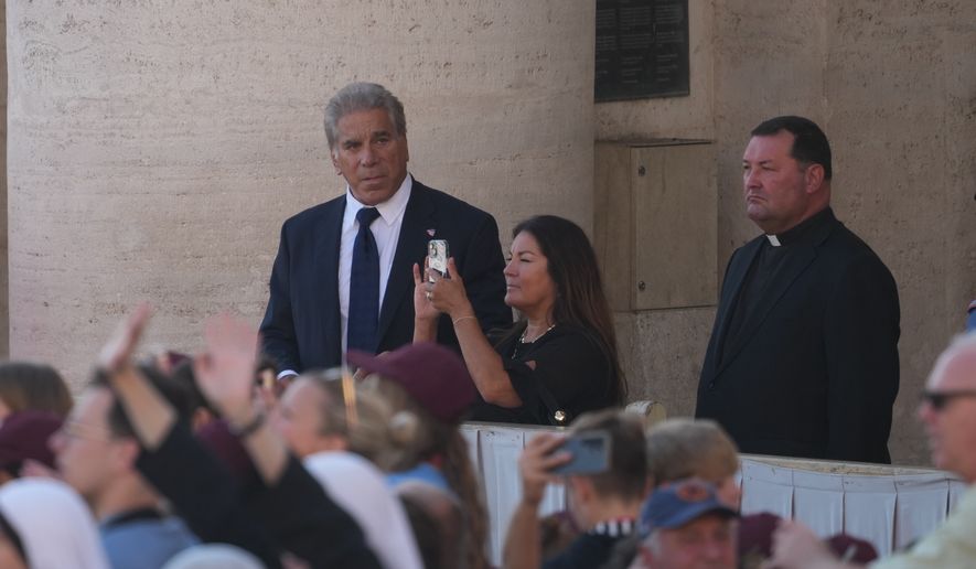 American actor Lou Ferrigno, left, attends Pope Leo XIV's weekly general audience at the Vatican, Wednesday, Sept. 30, 2026. (AP Photo/Andrew Medichini)