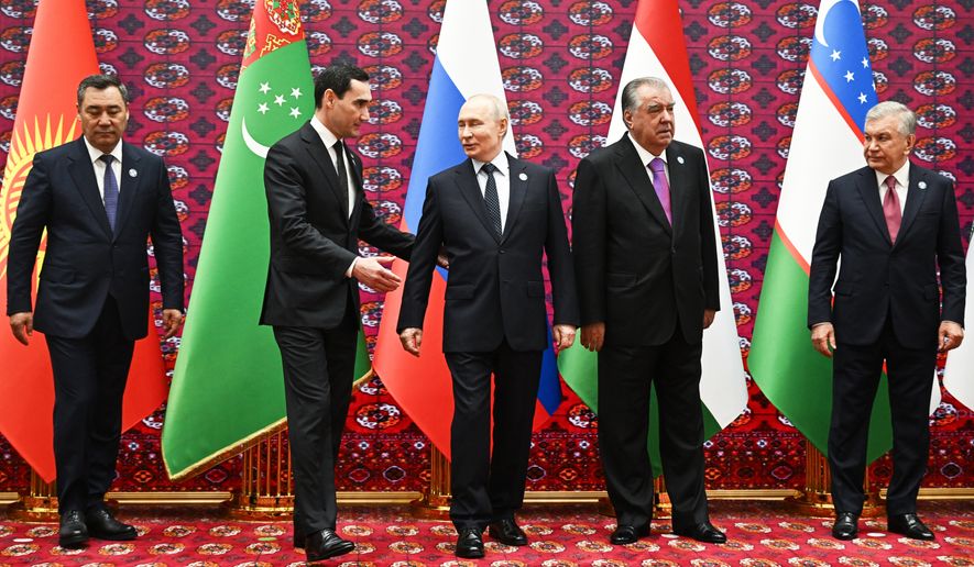 From left, Kyrgyzstan's President Sadyr Zhaparov, Turkmenistan's President Serdar Berdymukhamedov, Russian President Vladimir Putin, Tajikistan's President Emomali Rakhmon and Uzbekistan's President Shavkat Mirziyoyev attend the Commonwealth of Independent States (CIS) summit in Turkmenbasy, Turkmenistan, Friday, Oct. 9, 2026. (Sergei Bobylev, Sputnik, Kremlin Pool Photo via AP)