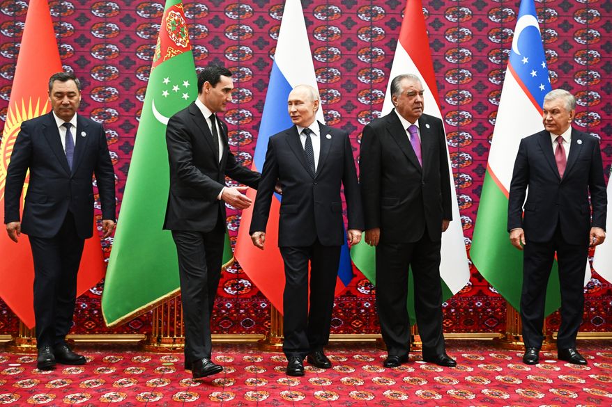 From left, Kyrgyzstan's President Sadyr Zhaparov, Turkmenistan's President Serdar Berdymukhamedov, Russian President Vladimir Putin, Tajikistan's President Emomali Rakhmon and Uzbekistan's President Shavkat Mirziyoyev attend the Commonwealth of Independent States (CIS) summit in Turkmenbasy, Turkmenistan, Friday, Oct. 9, 2026. (Sergei Bobylev, Sputnik, Kremlin Pool Photo via AP)