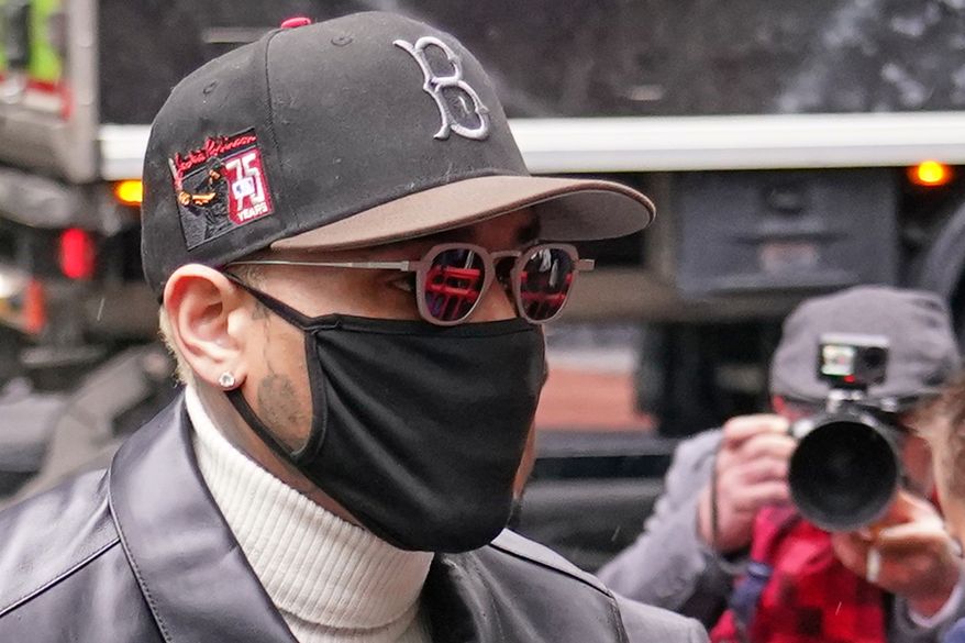 R&B singer Chris Brown arrives at Southwark Crown court for being sentenced over a nightclub attack in London, Monday, Oct. 26, 2026.(AP Photo/Alberto Pezzali)
